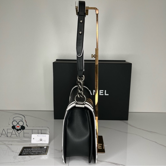 Chanel Checkerboard Trim New Medium Boy Flap Black White - Picture 2 of 4